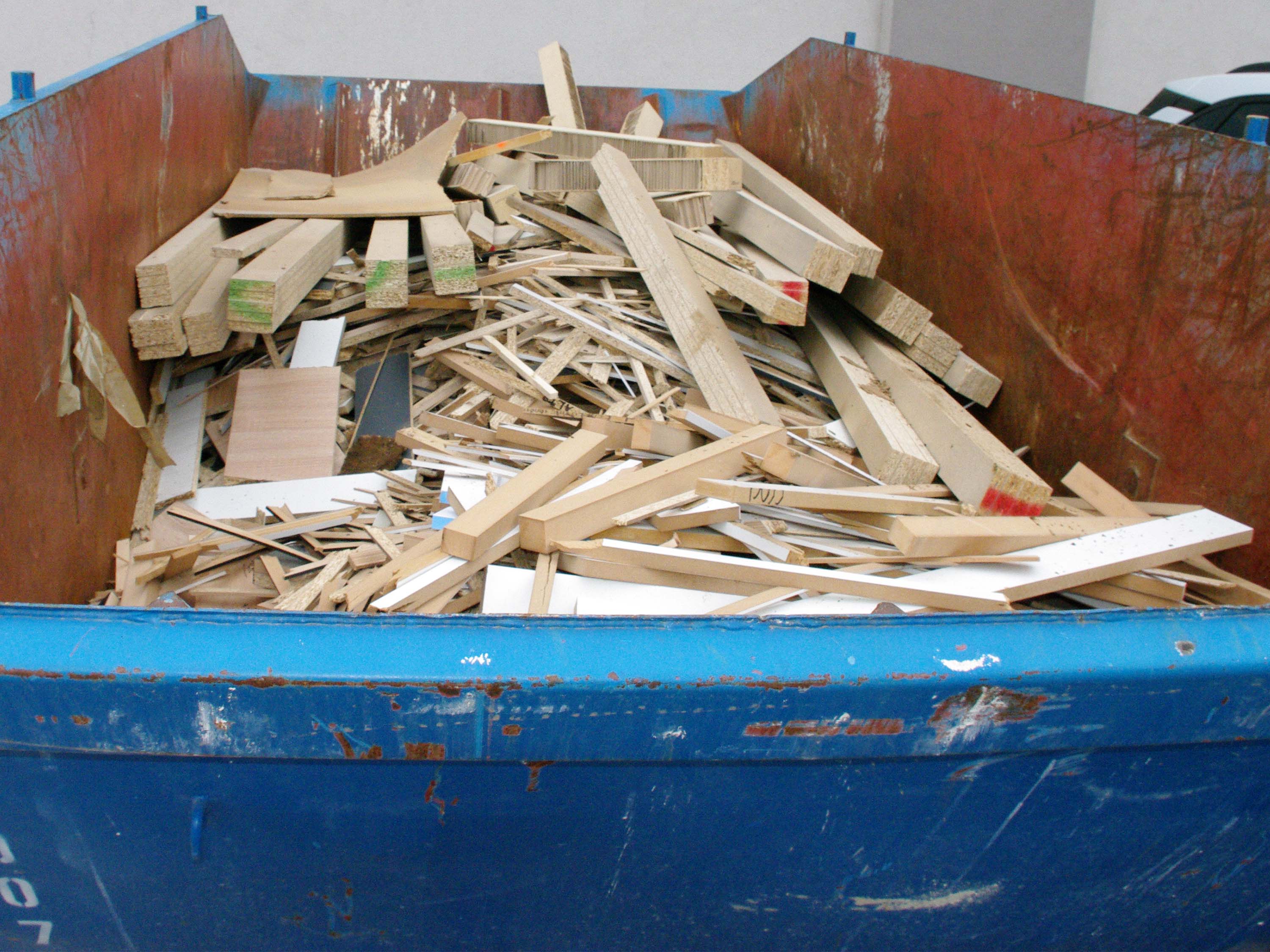 Recyclage des déchets de bois en combustible de chauffage